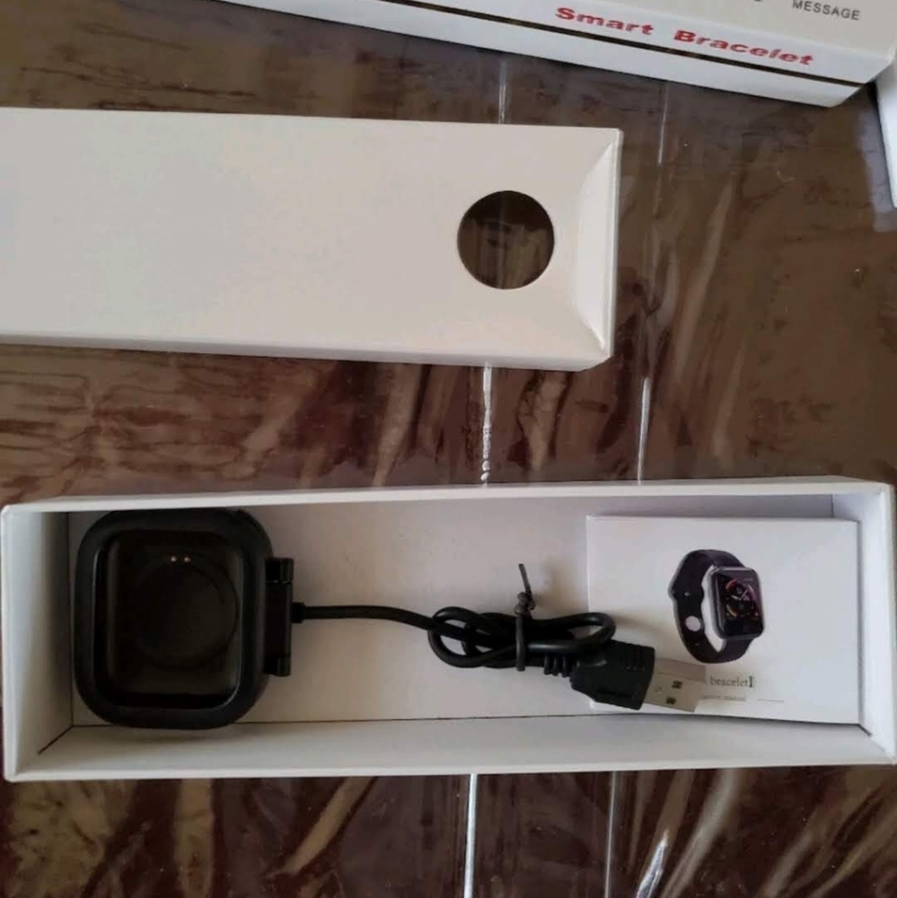 Smart Watch - Picture 2 of 3